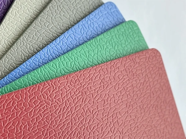 Узор из голубого камня